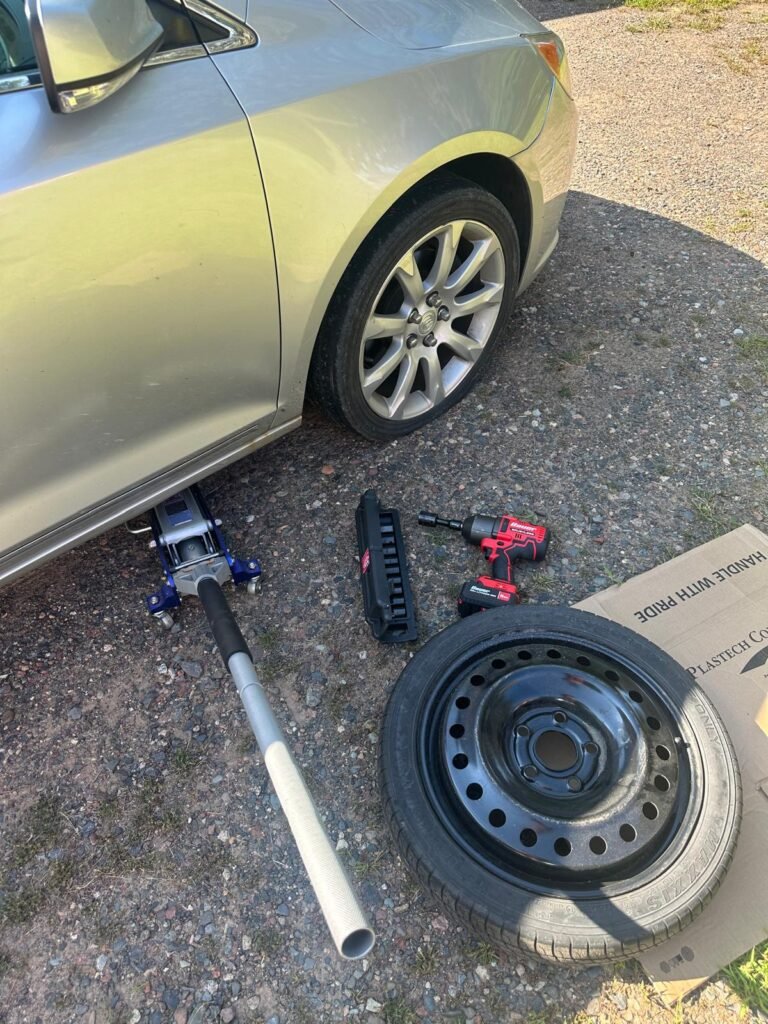 Expert Flat Tire Change in Minneapolis | Cheapest Towing Near Me